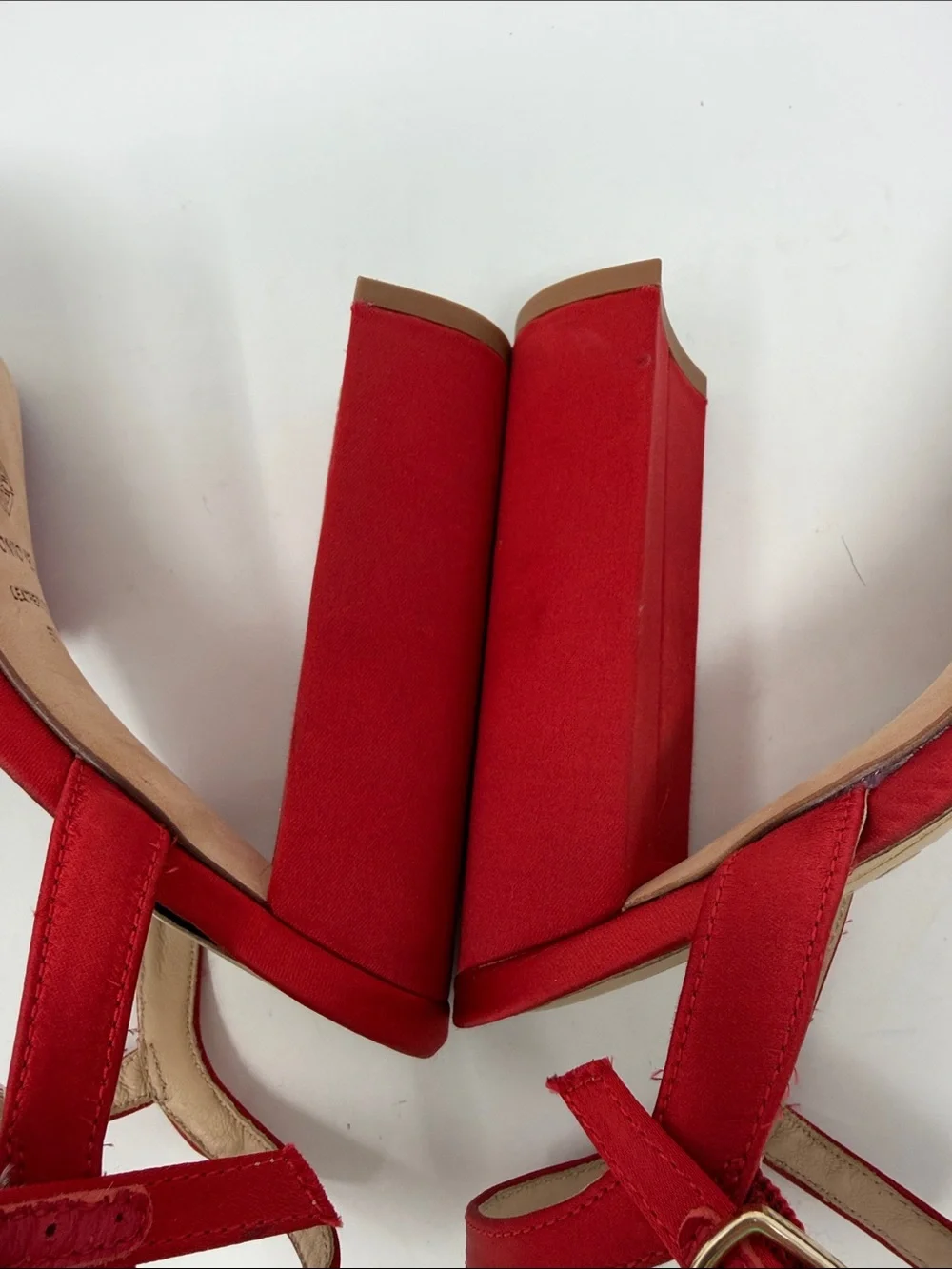 Antonio Melani Red Satin Gold Sun Moon Brown Fringe Platform Sandals Size 6